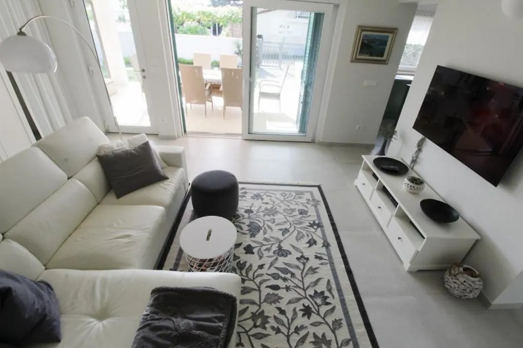 Holiday House Andreja Savudrija Holiday home