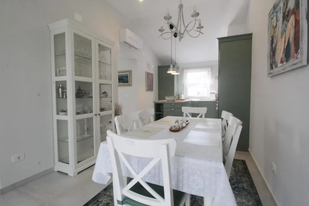 Holiday House Andreja Savudrija 0*,